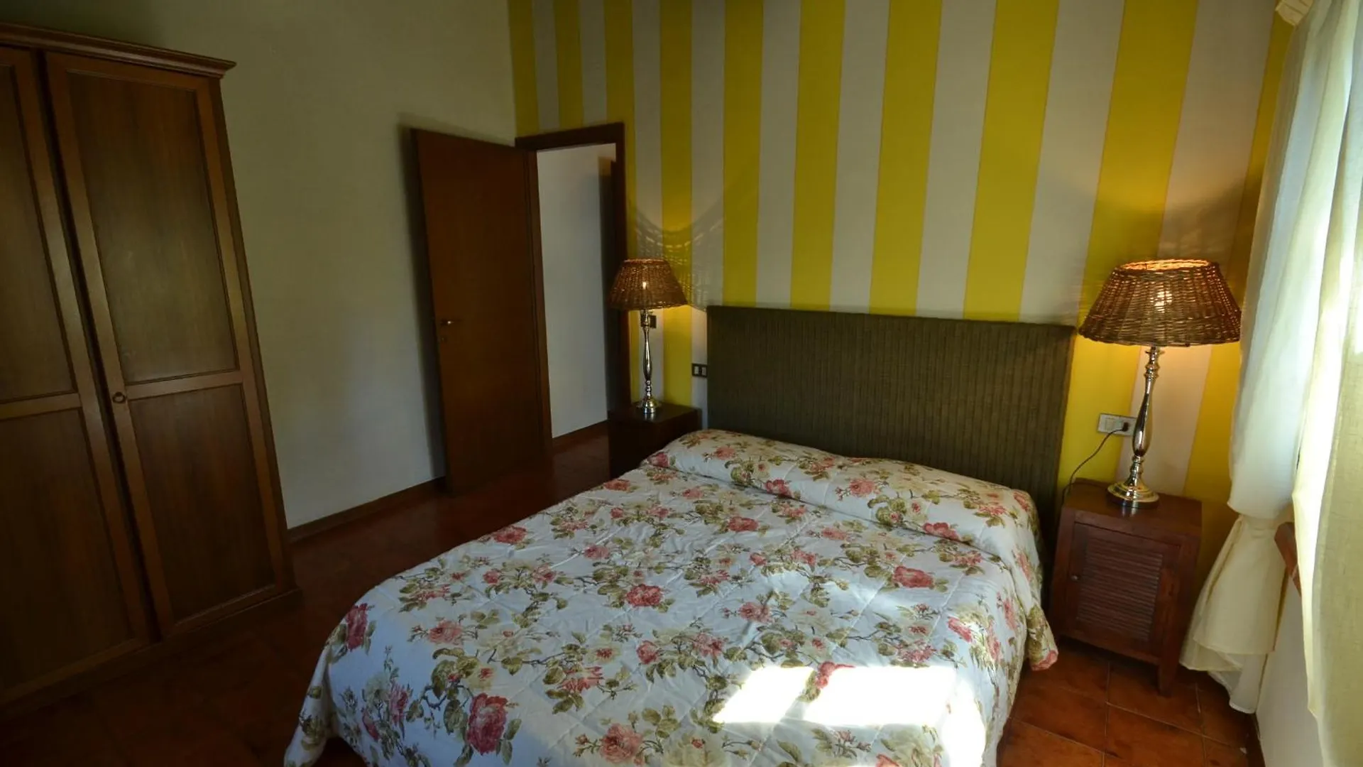 Agriturismo Buon Riposo - Country Resort In The Heart Of Tuscany San Giovanni a Corazzano Country house